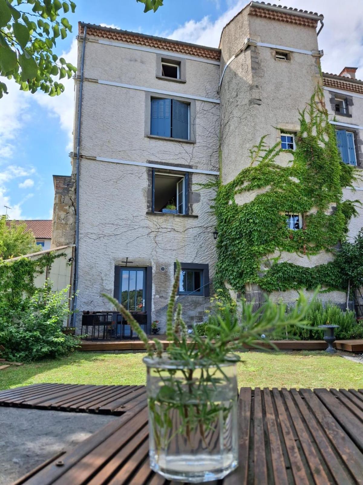 Cote Tour Bed and Breakfast Orcet Exteriör bild