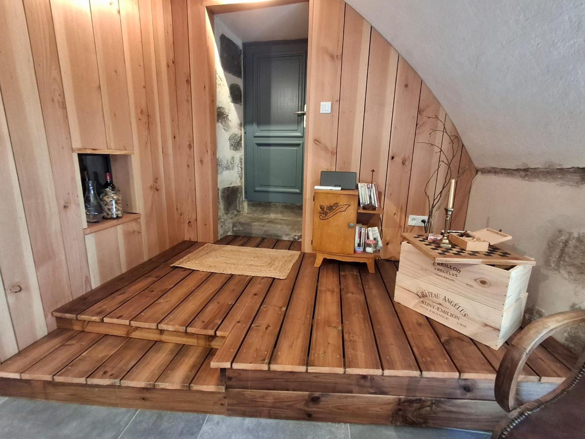 Cote Tour Bed and Breakfast Orcet Exteriör bild